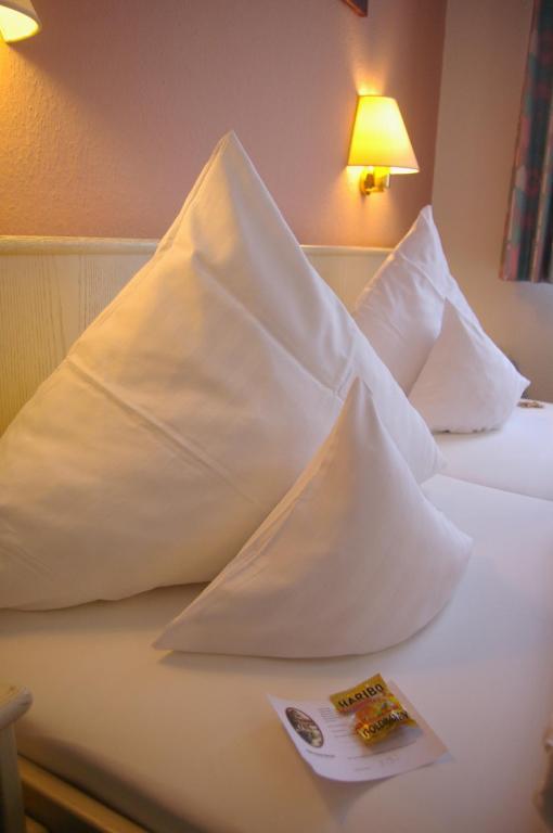 Zum Treuen Bartel Hotel Markgroningen Bilik gambar